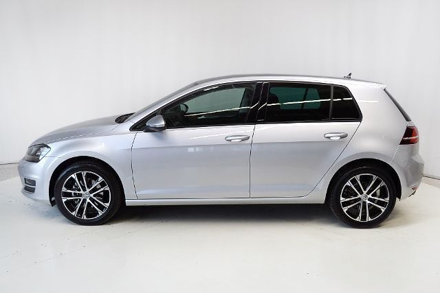 Gebraucht VW Golf VII Allstar 110 PS (80 kW) 2016 Silber metallic Limousine