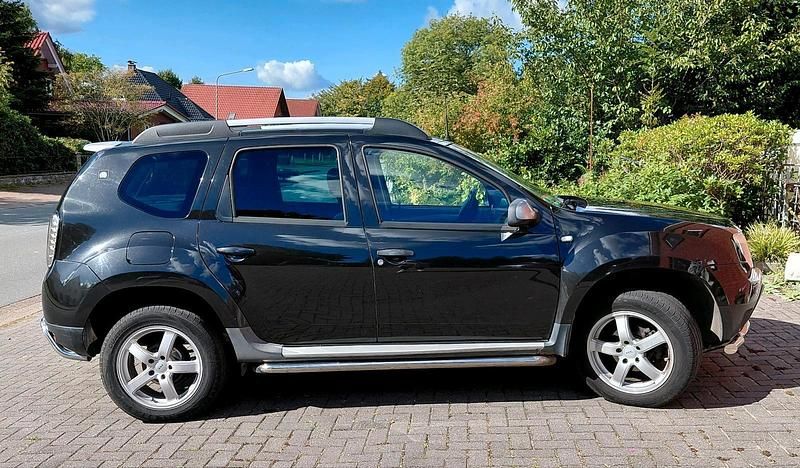 Schwarz Gebraucht 2012 Dacia Duster SUV | 4.500 € (Fairer Preis) - Bild 1/4