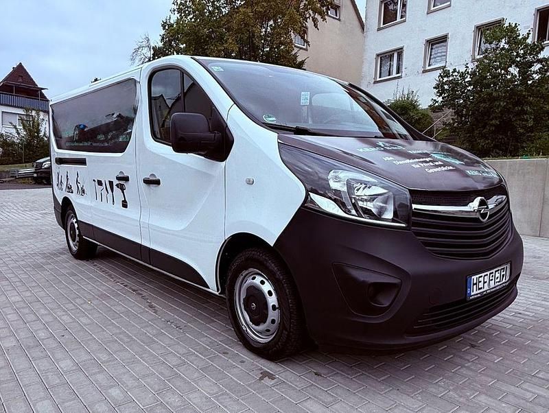 Weiß Gebraucht 2018 Opel Vivaro Van | 14.400 € (Superpreis) - Bild 1/4