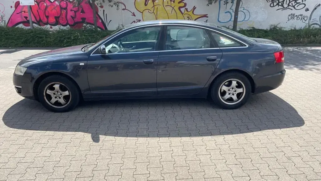 Gebraucht Audi A6 180 PS (132 kW) 2005 Grau Limousine