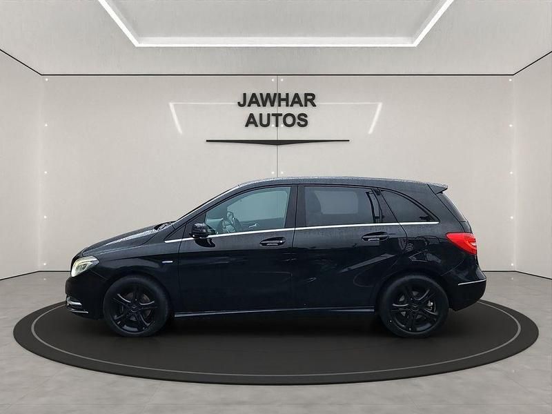Gebraucht Mercedes B180 AMG Edition 1 109 PS (80 kW) 2011 Schwarz Kleinwagen