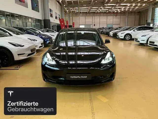 Usado Tesla Model 3 RWD 286 kW (390 CV) 2021 Negro Berlina