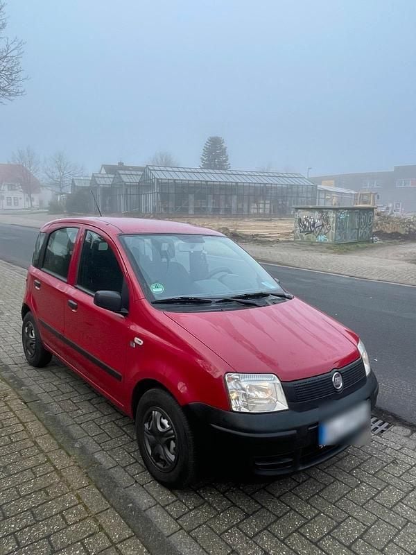 Rot Gebraucht 2009 Fiat Panda Kleinwagen | 2.000 € (Fairer Preis) - Bild 1/4