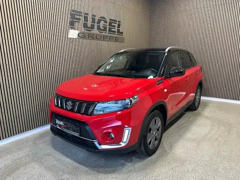Gebraucht Suzuki Vitara Comfort 129 PS (94 kW) 2023 Rotdarkschwarz SUV