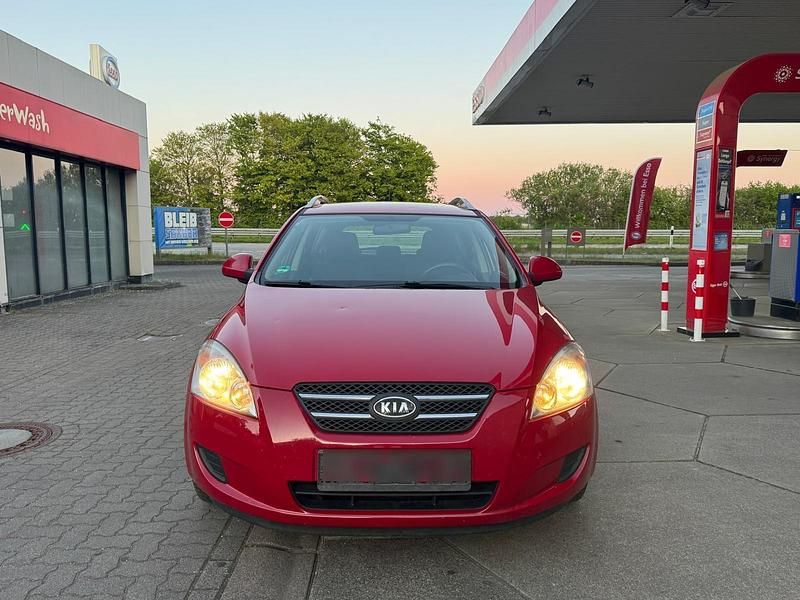 Gebraucht 2010 Kia Ceed 2 Kombi | 2.500 € (Teuer) - Bild 1/4