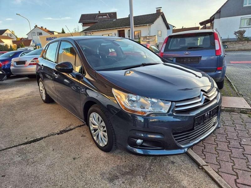 Gebraucht Citroën C4 SELECTION 92 PS (67 kW) 2012 Graumetallic Limousine