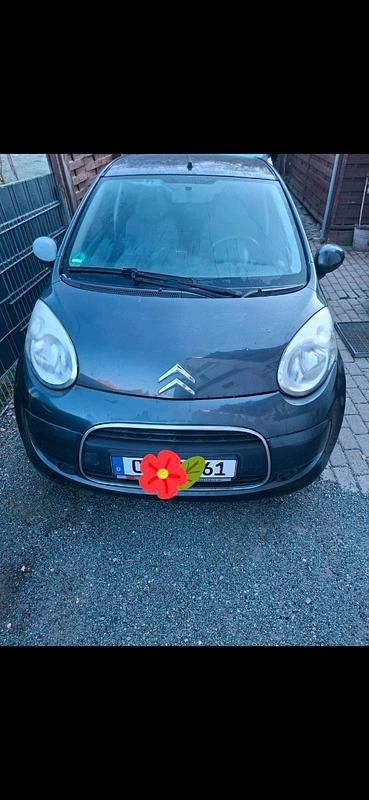 Grau Gebraucht 2010 Citroën C1 Kleinwagen | 1.700 € (Guter Preis) - Bild 1/3