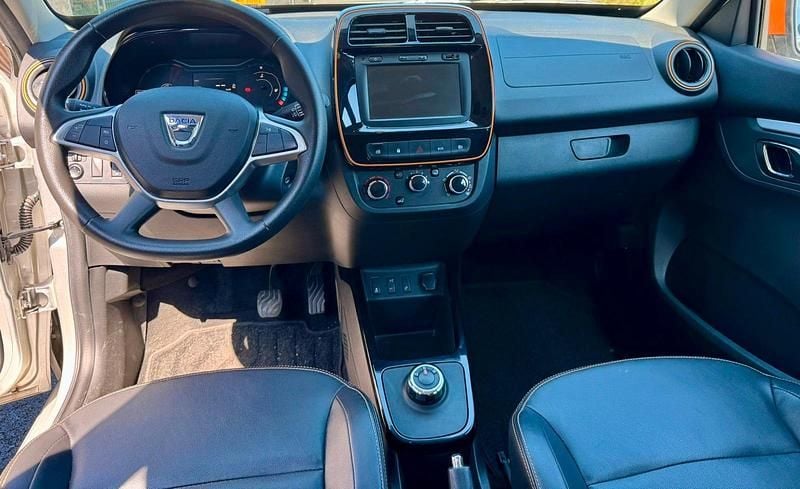 Second-hand Dacia Spring 32 kW (44 CP) 2022 Gri Hatchback