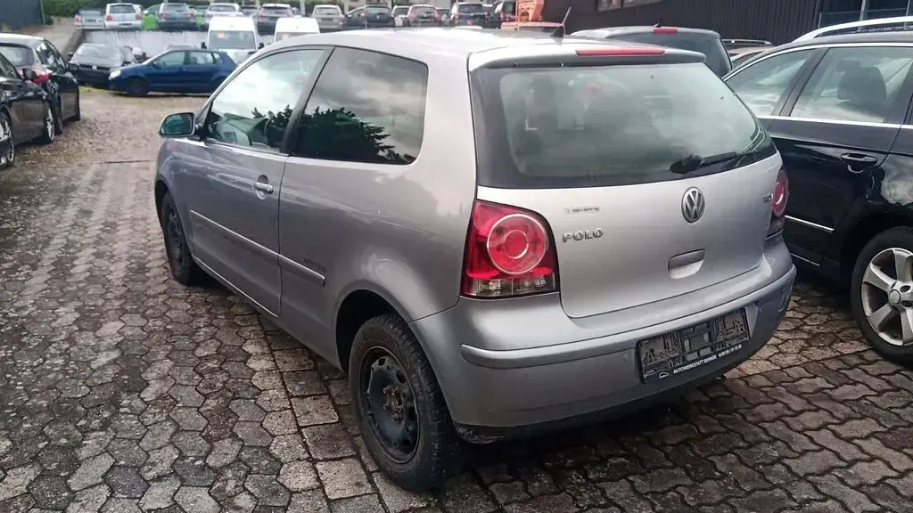 Usata VW Polo 80 CV (58 kW) 2009 Argento Utilitaria