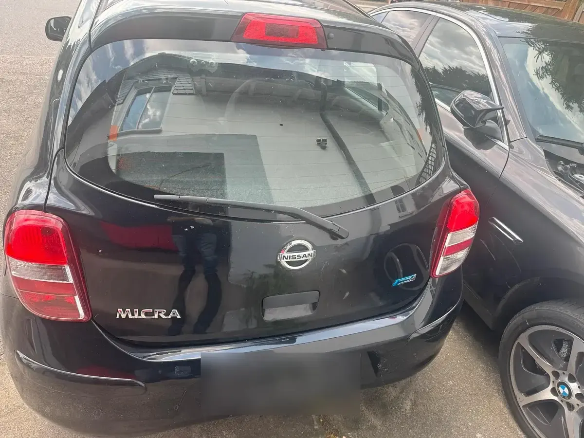 Gebraucht Nissan Micra 98 PS (72 kW) 2011 Schwarz Kleinwagen