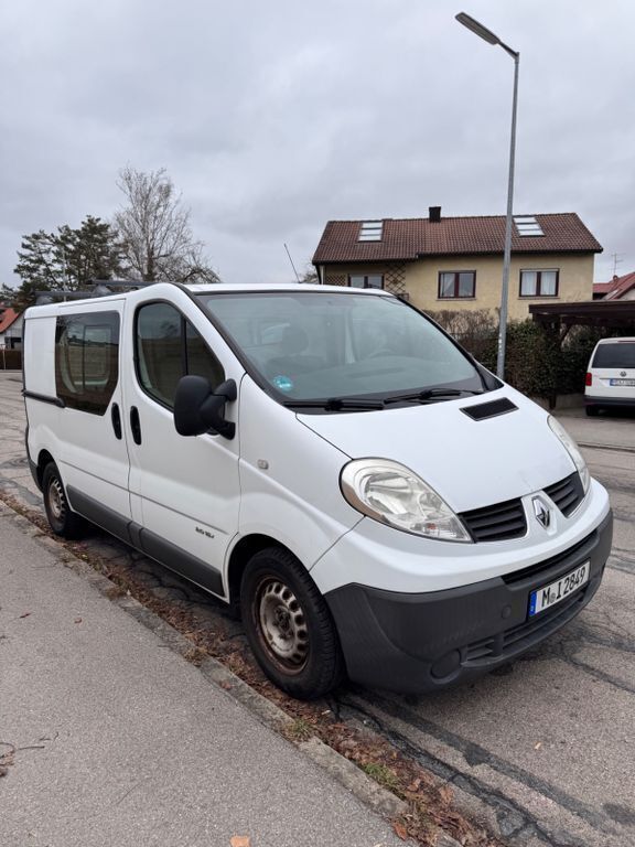 Weiß Gebraucht 2008 Renault Trafic Van | 6.100 € (Fairer Preis) - Bild 1/4