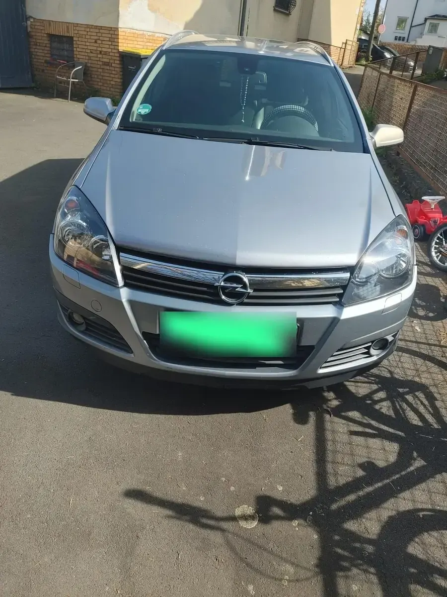 Gebraucht Opel Astra 111 PS (81 kW) 2005 Grau Kombi
