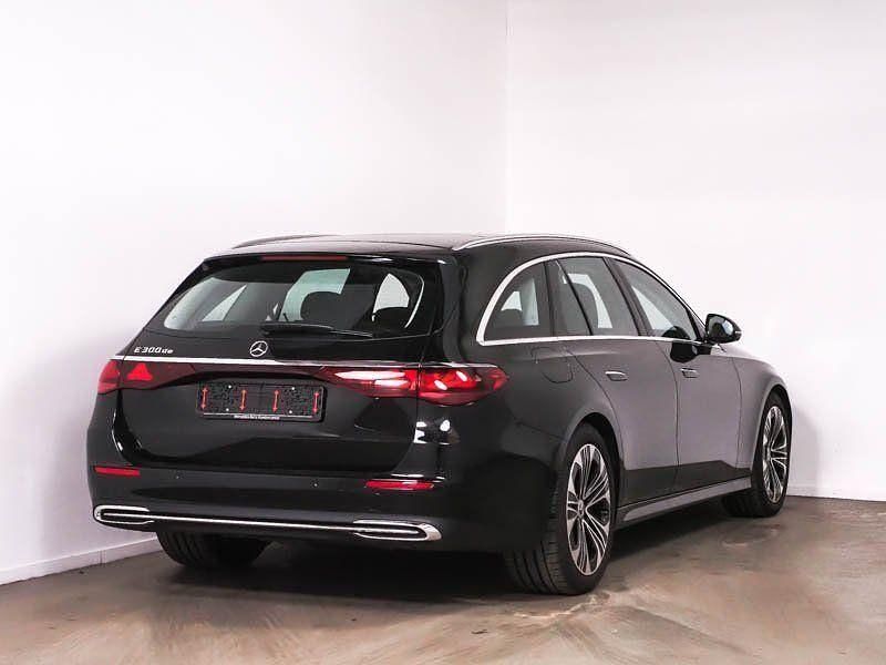 Gebraucht Mercedes E300 Advanced Plus 313 PS (230 kW) 2025 Lack obsidianschwarz Kombi