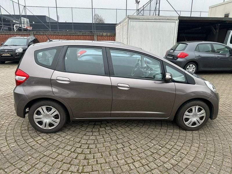 Gebraucht Honda Jazz 99 PS (72 kW) 2013 Urban titanium m. Kleinwagen