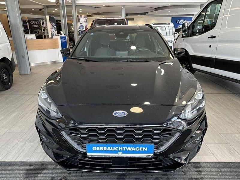 Gebraucht Ford Focus ST-Line 155 PS (114 kW) 2022 Schwarz Kombi