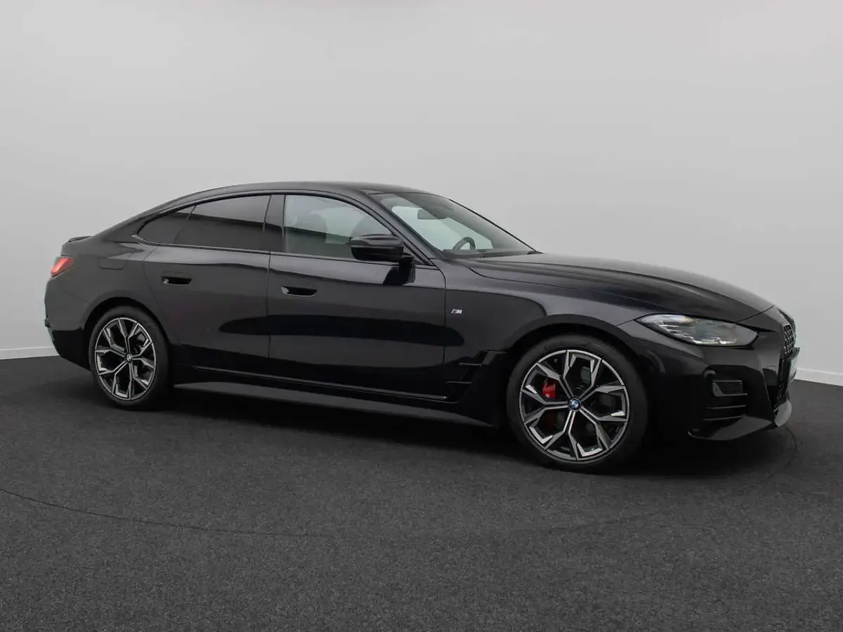 Gebraucht BMW 420 Coupé M Sport 190 PS (139 kW) 2023 Saphirschwarz  475 Coupé