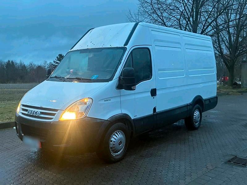 Gebraucht Iveco Daily 136 PS (100 kW) 2008 Weiß Van / Kleinbus