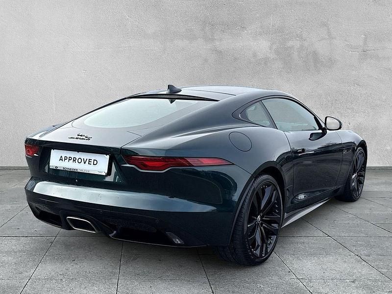 Gebraucht Jaguar F-Type R-Dynamic 304 PS (223 kW) 2024 Grün Coupé