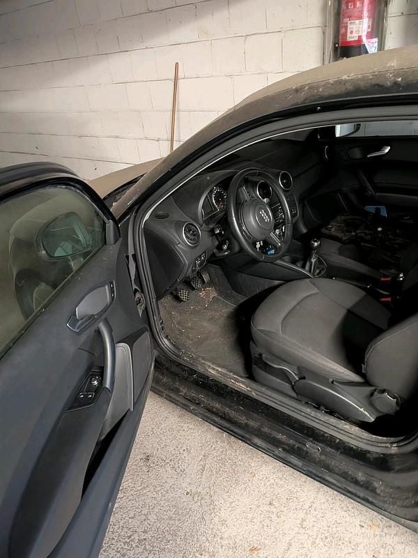 Gebraucht Audi A1 90 PS (66 kW) 2015 Schwarz Kleinwagen