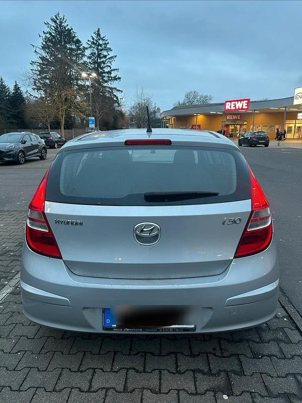 Gebraucht Hyundai i30 2009 Silber Limousine