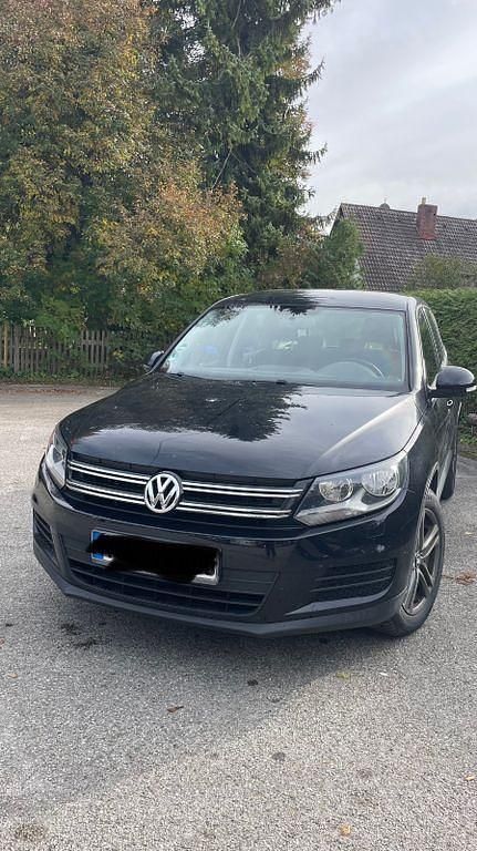 Schwarz Gebraucht 2014 VW Tiguan Sportline SUV | 7.200 € (Fairer Preis) - Bild 1/4