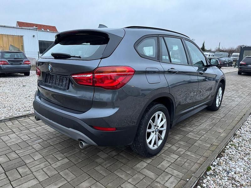 Gebraucht BMW X1 Advantage 150 PS (110 kW) 2019 Grau SUV