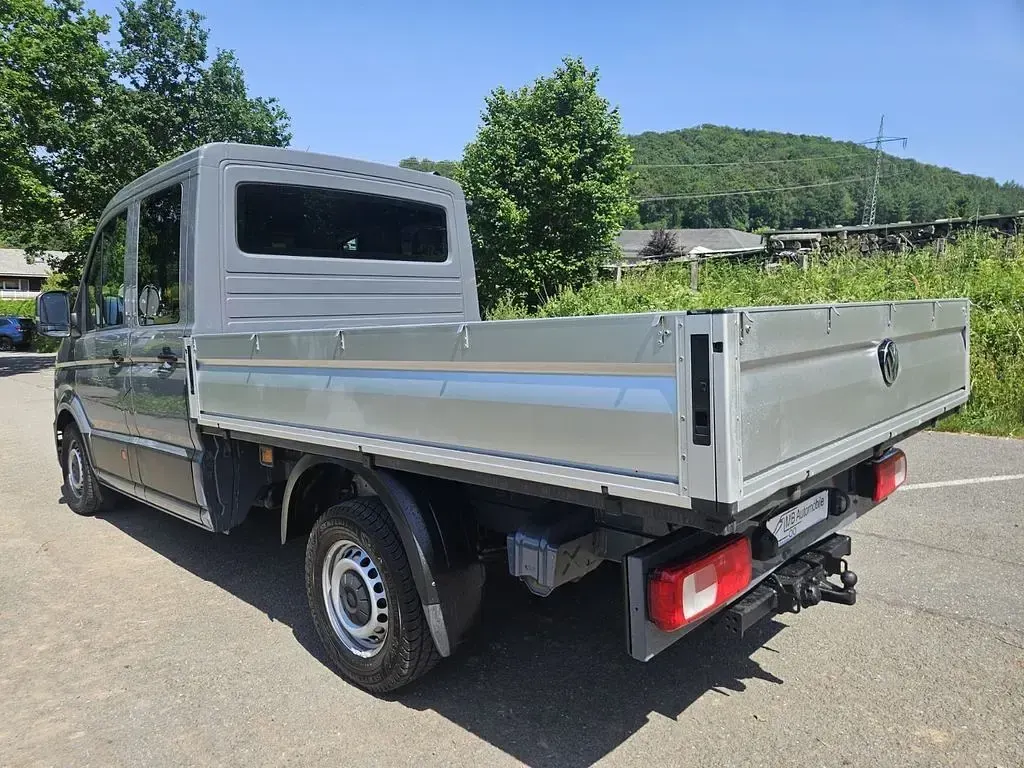 Gebraucht VW Crafter 177 PS (130 kW) 2020 Grau Van