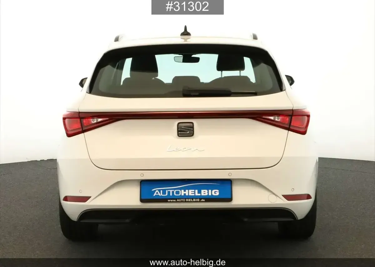Gebraucht Seat Leon Style 150 PS (110 kW) 2022 White candy Kombi