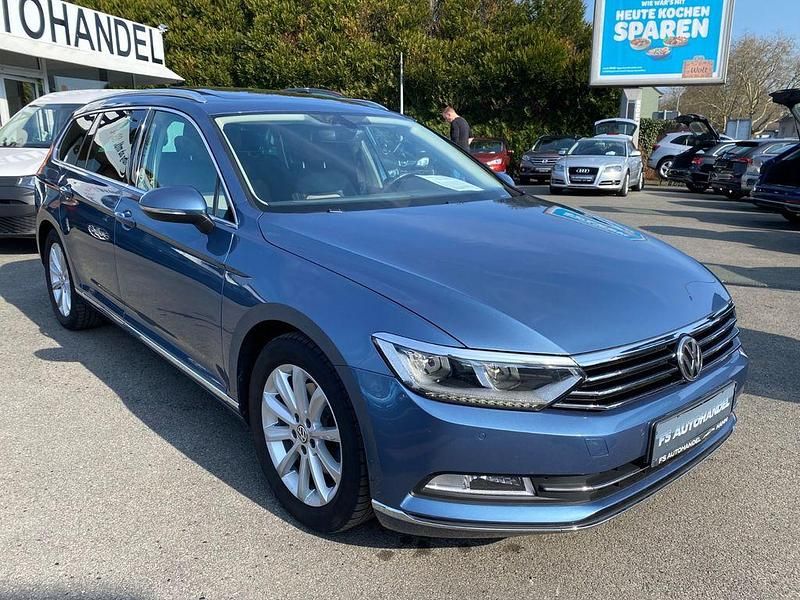 Gebraucht VW Passat Highline 179 PS (131 kW) 2016 Blau Kombi