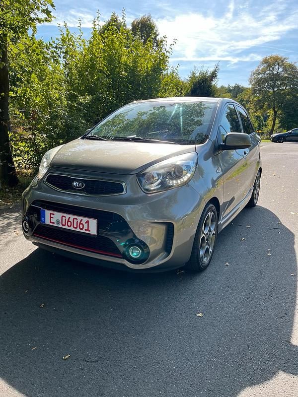 Grau Gebraucht 2015 Kia Picanto GT-Line Kleinwagen | 6.999 € (Guter Preis) - Bild 1/4