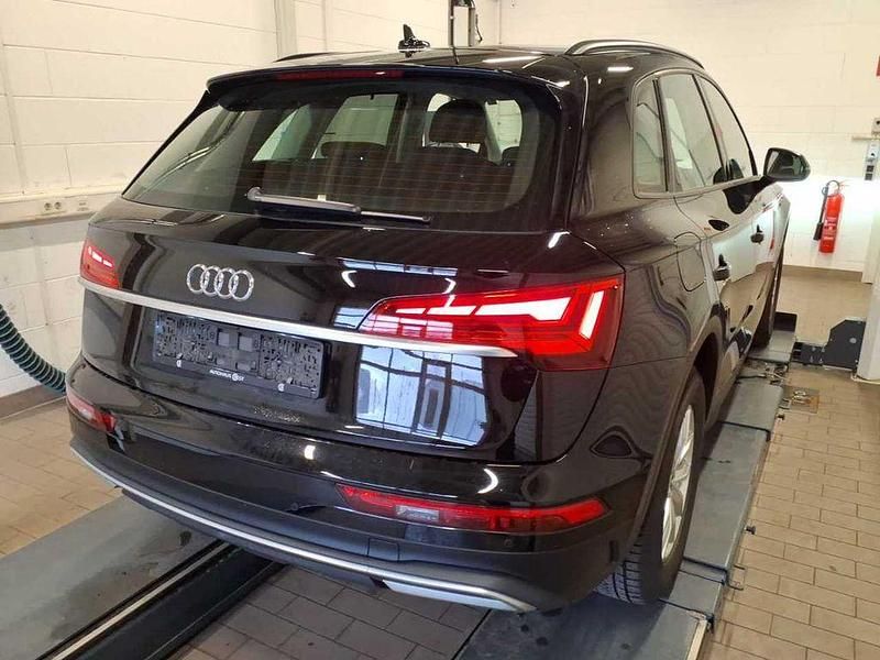 Gebraucht Audi Q5 163 PS (119 kW) 2022 Brillantschwarz (metallic) SUV