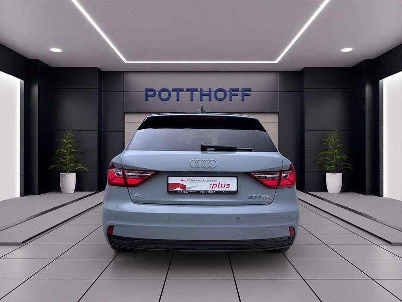 Gebraucht Audi A1 Advanced 116 PS (85 kW) 2025 Pfeilgrau perleffekt SUV