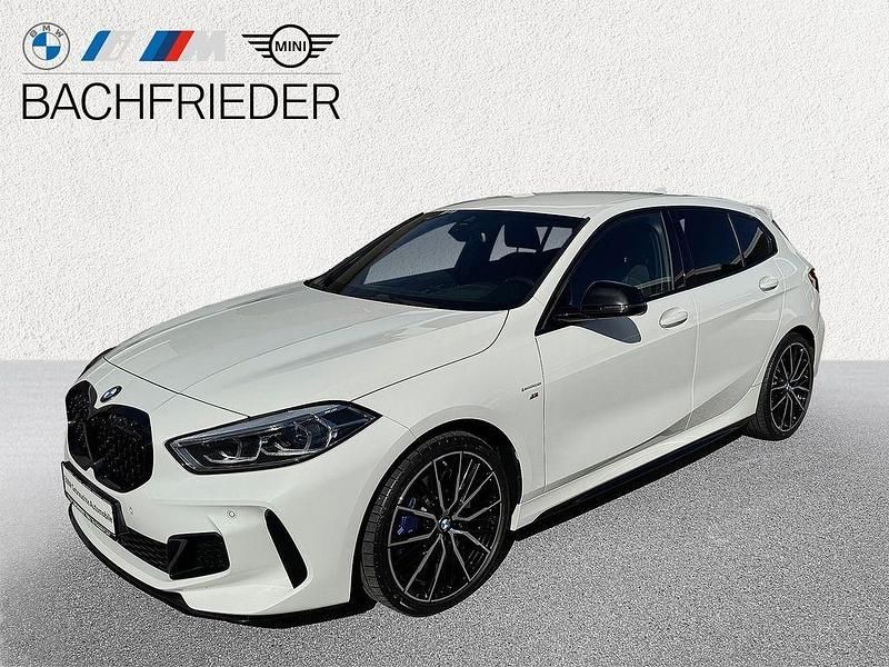 Weiß Gebraucht 2020 BMW M135 Performance Kleinwagen | 30.880 € (Fairer Preis) - Bild 1/4