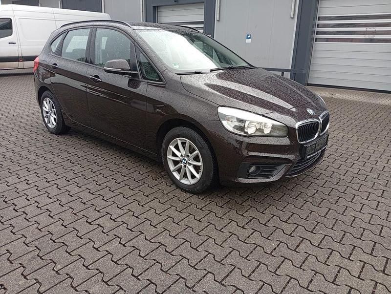 Gebraucht BMW 216 Active Tourer Advantage 116 PS (85 kW) 2016 Braun Van / Kleinbus