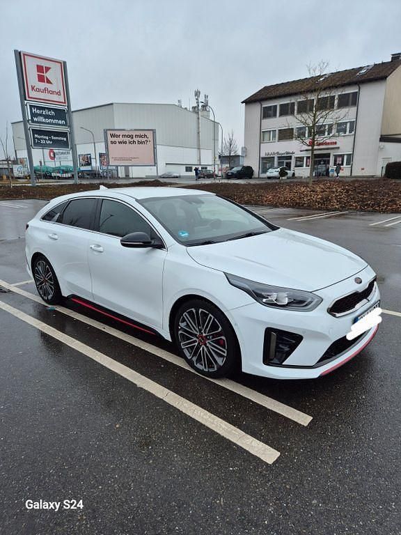 Gebraucht Kia ProCeed GT 204 PS (150 kW) 2019 Weiß Kombi