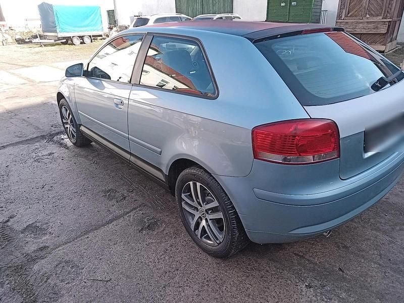 Gebraucht Audi A3 102 PS (75 kW) 2007 Blau Kleinwagen
