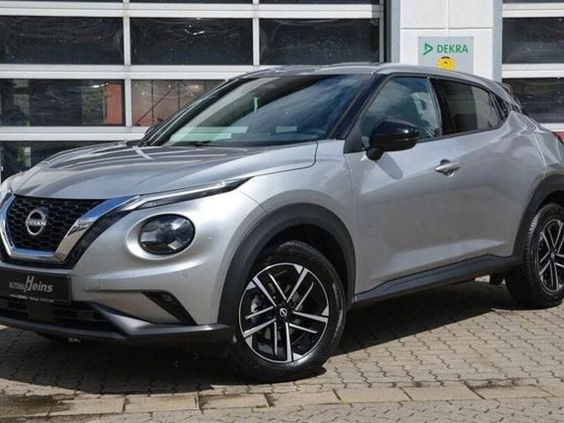 Silber Gebraucht 2024 Nissan Juke N-Connecta SUV | 22.750 € (Fairer Preis) - Bild 1/4