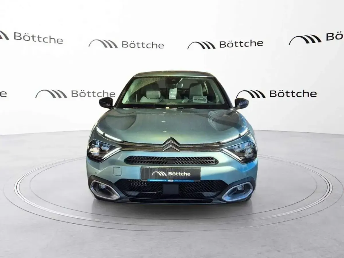 Gebraucht Citroën C4 PureTech 131 PS (96 kW) 2023 Lackierung olbia blau/typ aussenverkleidung metalliclackierung Limousine