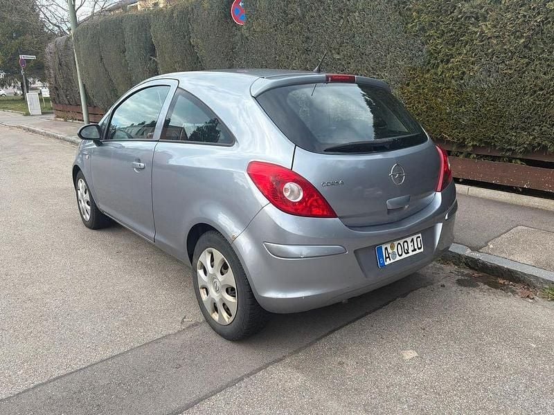 Gebraucht Opel Corsa 80 PS (58 kW) 2009 Grau Kleinwagen