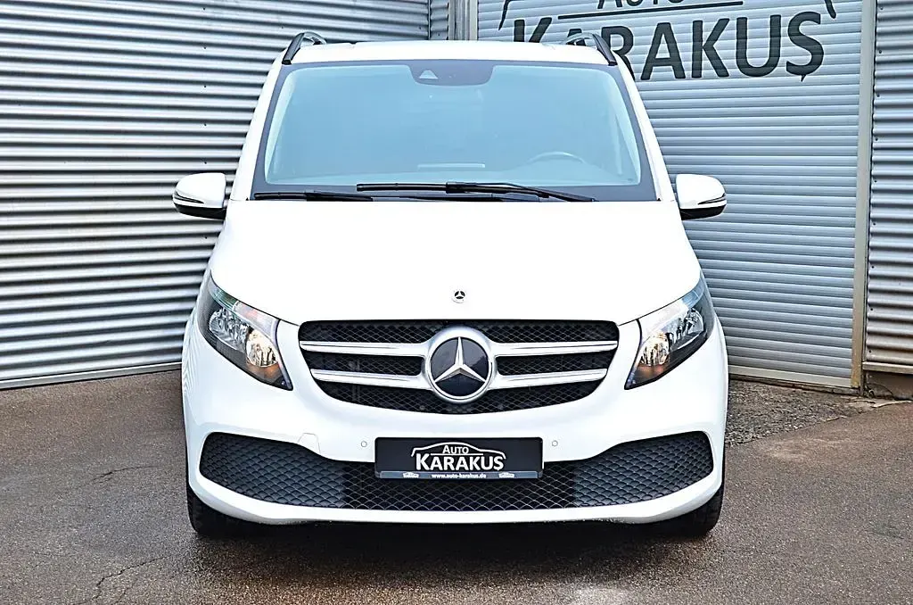 Gebraucht Mercedes V220 Edition 163 PS (119 kW) 2023 Bergkristallweiss Van / Kleinbus