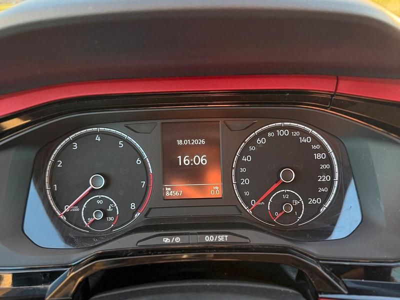 Gebraucht VW Polo Beats 95 PS (69 kW) 2018 Schwarz Kleinwagen