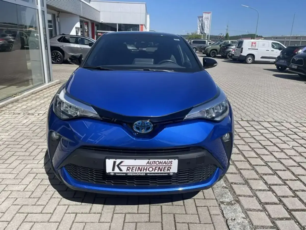 Gebraucht Toyota C-HR Team 184 PS (135 kW) 2020 Titanblau met. / dach schwarz SUV