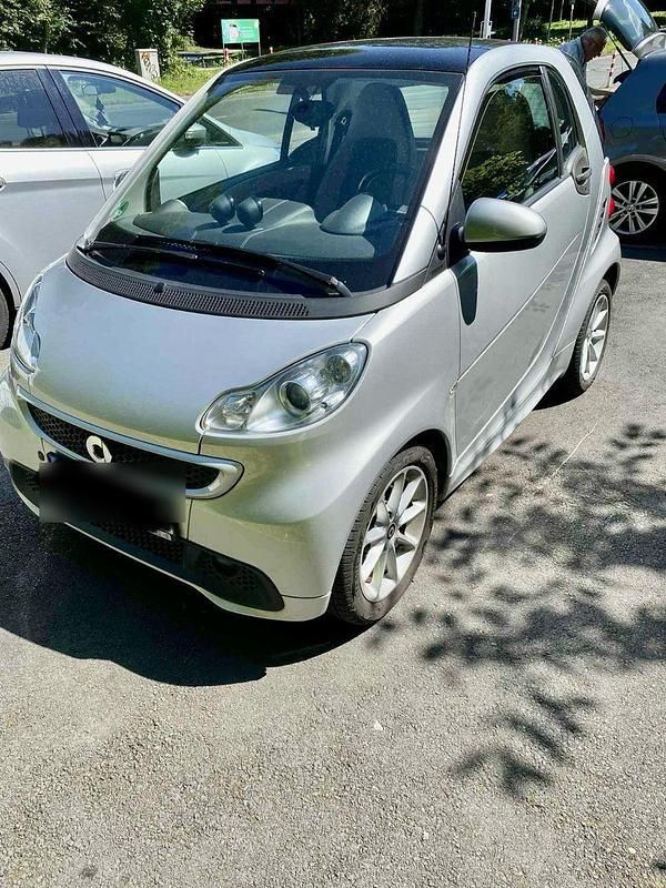Silber Gebraucht 2014 Smart ForTwo Coupé Prime Coupé | 4.500 € (Guter Preis) - Bild 1/4