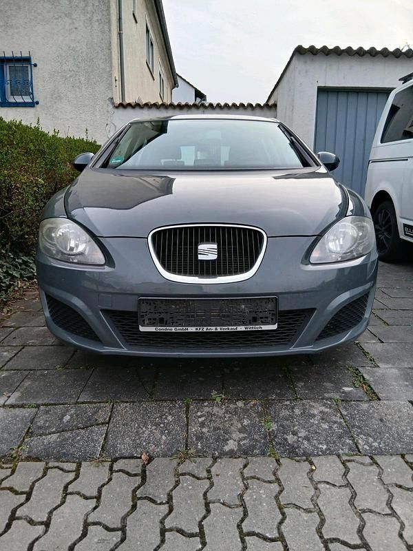 Usata Seat Leon 84 CV (61 kW) 2009 Grigio Utilitaria