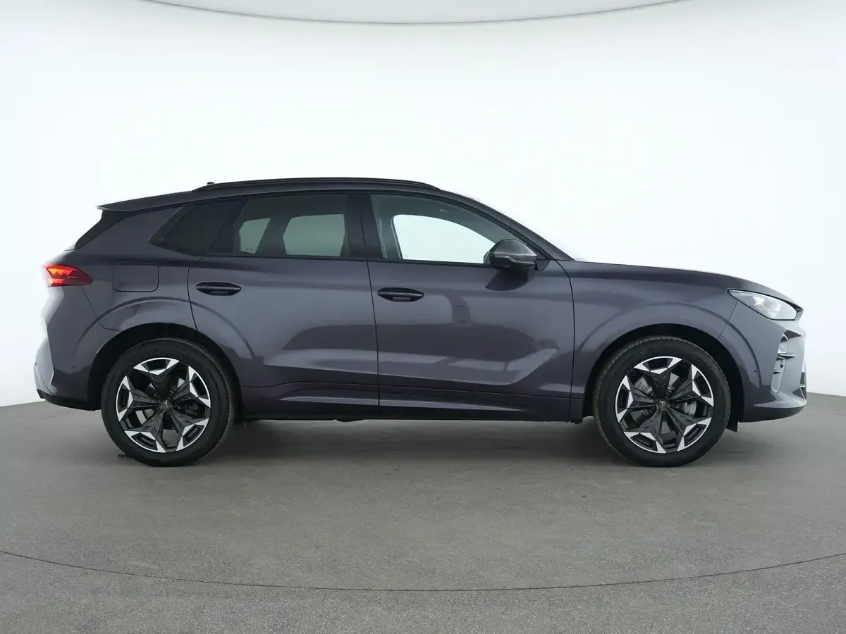 Gebraucht Cupra Terramar 204 PS (150 kW) 2025 Dark void SUV