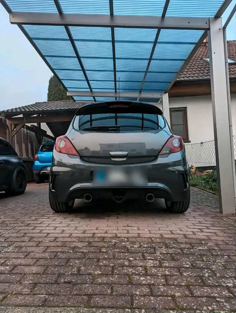Gebraucht Opel Corsa 150 PS (110 kW) 2011 Grau Kleinwagen