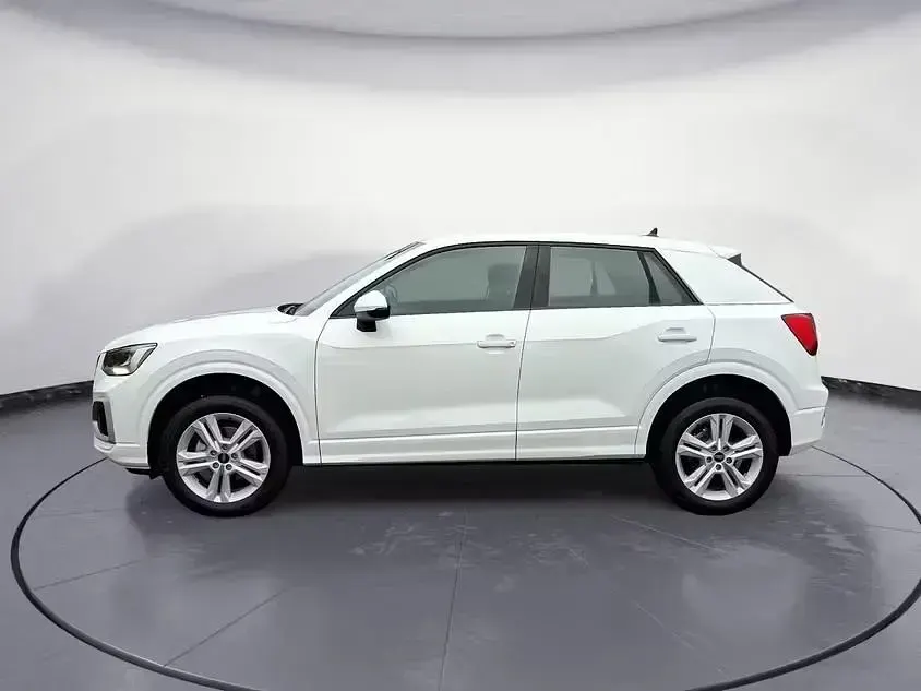 Używany Audi Q2 Advanced Plus 150 KM (110 kW) 2025 Biały SUV