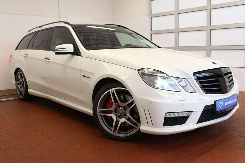 Gebraucht Mercedes E63 AMG AMG 557 PS (409 kW) 2012 Calcitweiss Kombi