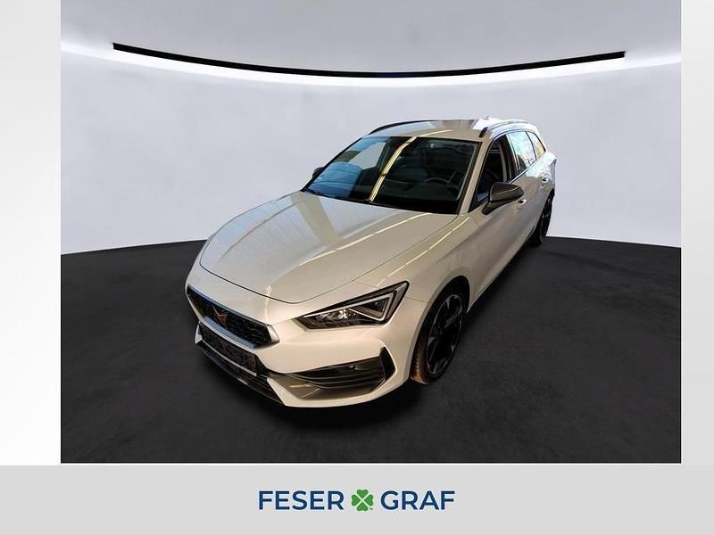 Weiss Gebraucht 2024 Cupra Leon Kombi | 23.440 € (Superpreis) - Bild 1/4