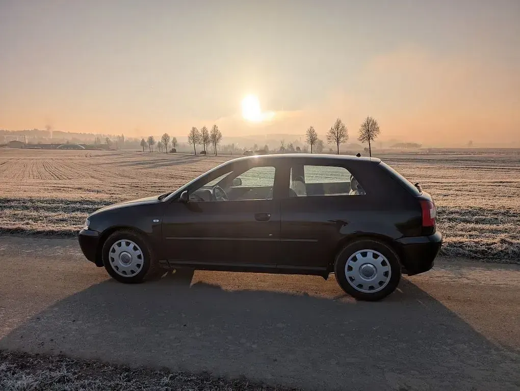 Gebraucht Audi A3 Ambition 125 PS (91 kW) 2001 Schwarz Kleinwagen